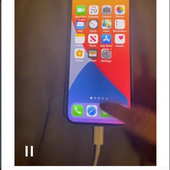 Apple iPhone 12 Purple Sleek Dual-Camera Smartphone - Picture 2 of 5